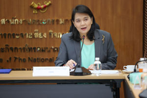 การประชุมเฉพาะกลุ่ม (Focus Group) เพื่อรับฟังความคิดเห็นต่อประเด็นที่จะนำไปประกอบการจัดทำ (ร่าง) แผนที่นำทาง (Roadmap) กิจการโทรทัศน์และการแพร่ภาพและเสียงของประเทศ