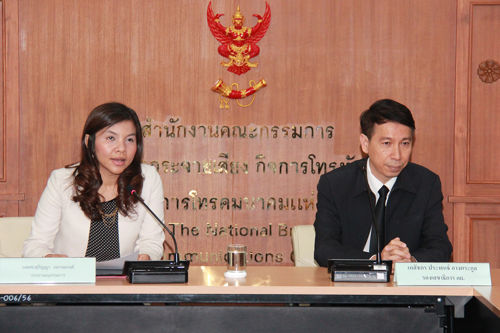 สทช.จับมือ อย. มอนิเตอร์เข้มโฆษณาผลิตภัณฑ์สุขภาพที่ผิดกฎหมายในช่องดาวเทียมและวิทยุกระจายเสียง พบช่องดาวเทียมการเมืองโฆษณาอาหารและยาผิดกฎหมายเกือบทุกช่อง