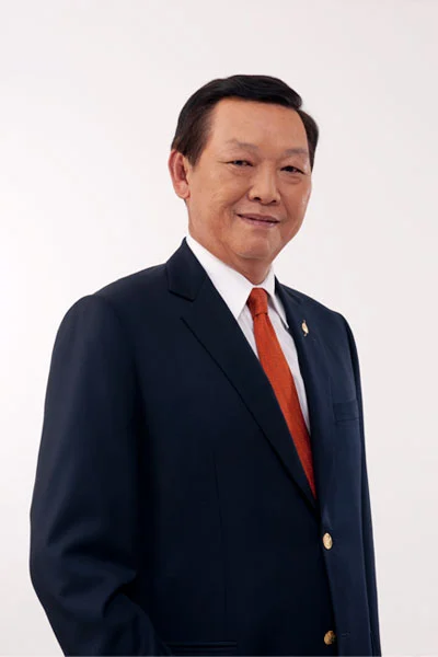 กรรมการกิจการกระจายเสียง กิจการโทรทัศน์ และกิจการโทรคมนาคมแห่งชาติ ทำหน้าที่ประธานกรรมการกิจการกระจายเสียง