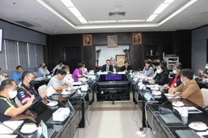 การประชุม “การจัดระเบียบสายไฟฟ้า และสายสื่อสารโทรคมนาคม” บริเวณมหาวิทยาลัยเชียงใหม่