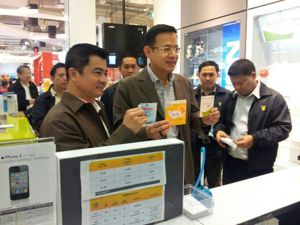 กทค.ตรวจบัตรเติมเงิน ครั้งที่ 3 กลางห้างหรูในจังหวัดเชียงราย