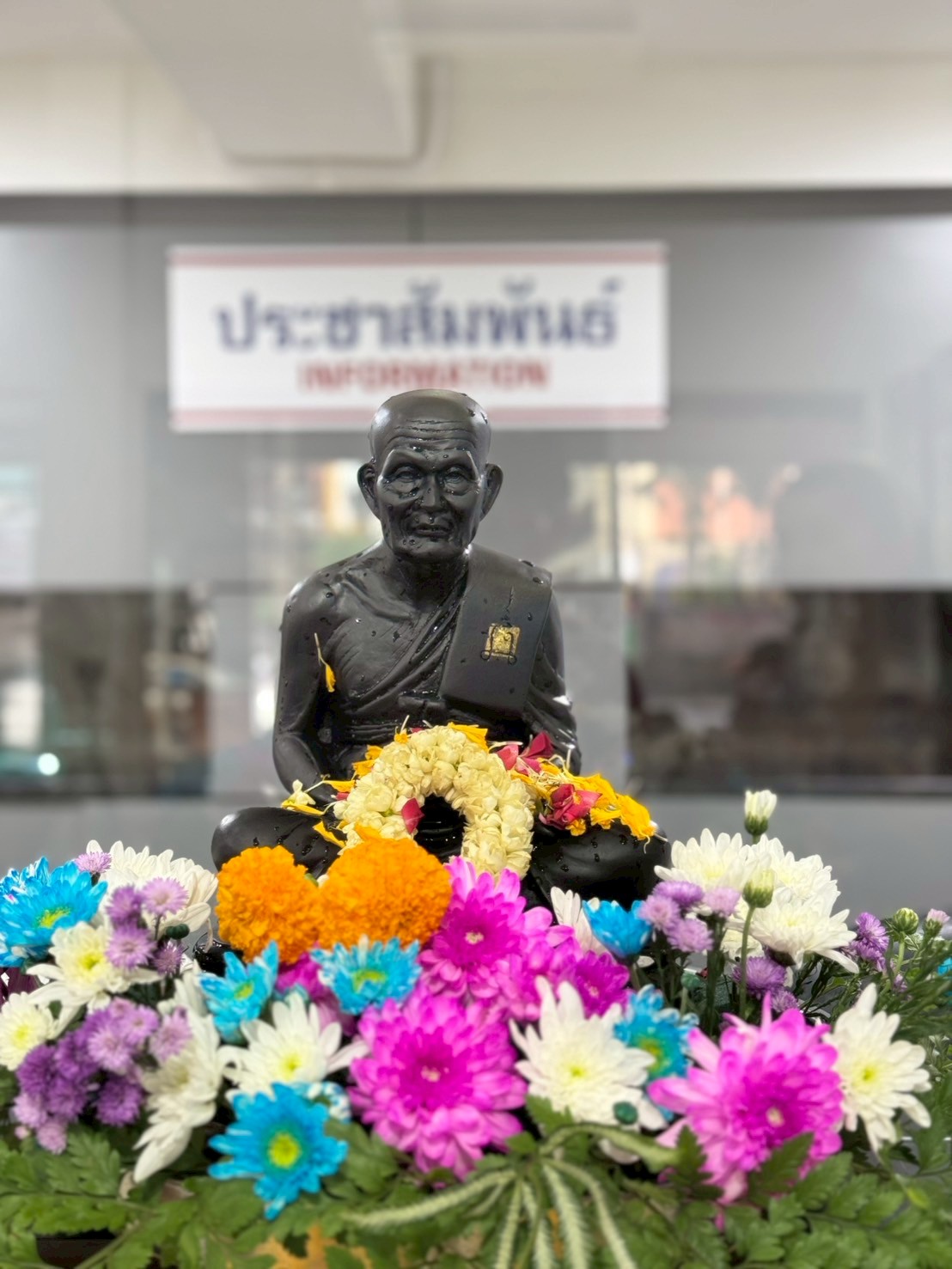 LINE_ALBUM_สงกรานต์-2568_250411_3-(1).jpg