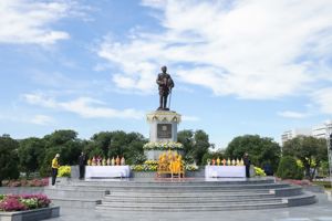 พิธีถวายเครื่องสักการะ พระอนุสาวรีย์จอมพลสมเด็จพระราชปิตุลาฯ เนื่องในวันสื่อสารแห่งชาติ ประจำปี 2568