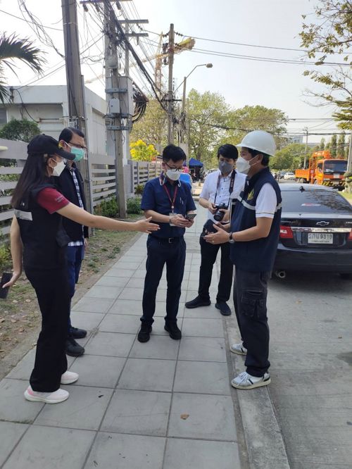 ลงพื้นที่แก้ไขสายสื่อสารที่ไม่เป็นระเบียบบริเวณ สำนักงาน กสทช. ภาค 1 เขตหลักสี่ กรุงเทพมหานคร