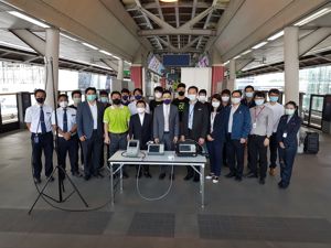 สำนักงาน กสทช. ร่วมกับ บริษัท ระบบขนส่งมวลชนกรุงเทพ จำกัด (มหาชน) และกรมการขนส่งทางราง ทดสอบการใช้งานระบบโทรศัพท์เคลื่อนที่ 5G และระบบอาณัติสัญญาณควบคุมของระบบรถไฟฟ้า BTS